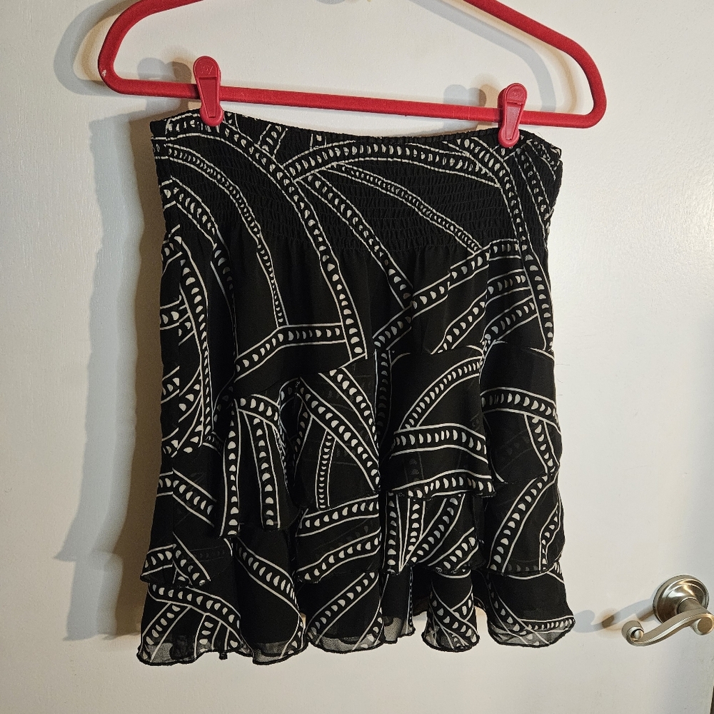 White House Black Market Patterned Tiered Flowy Skirt